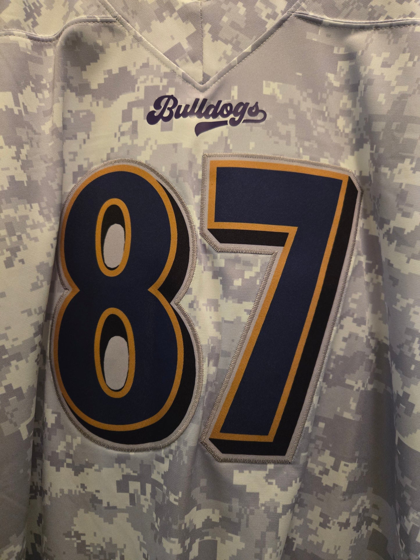 American Football Trikot Bulldogs Camouflage Lila