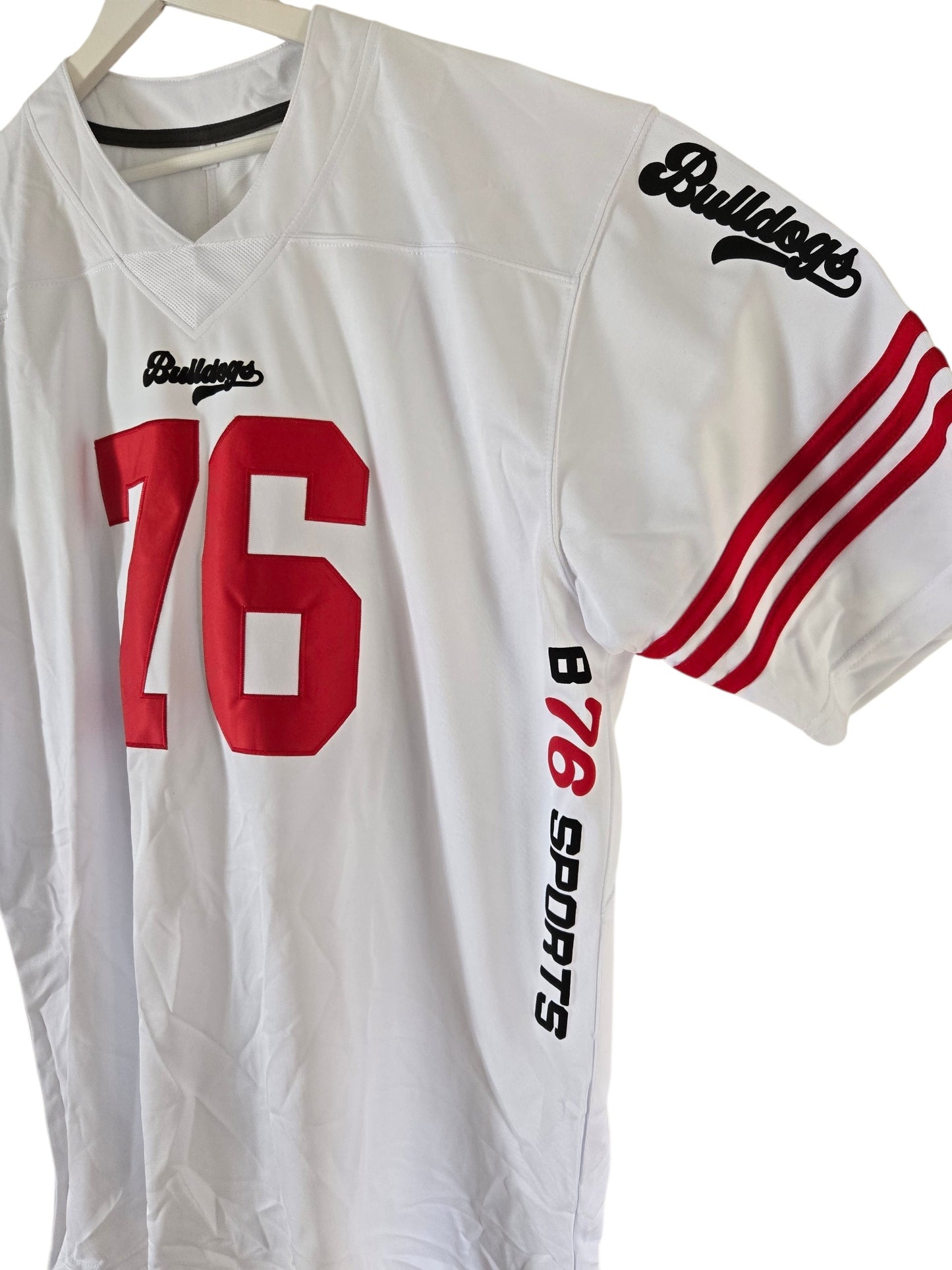 American Football Trikot Bulldogs Nummer 76 Oversize weiß rot schwarz
