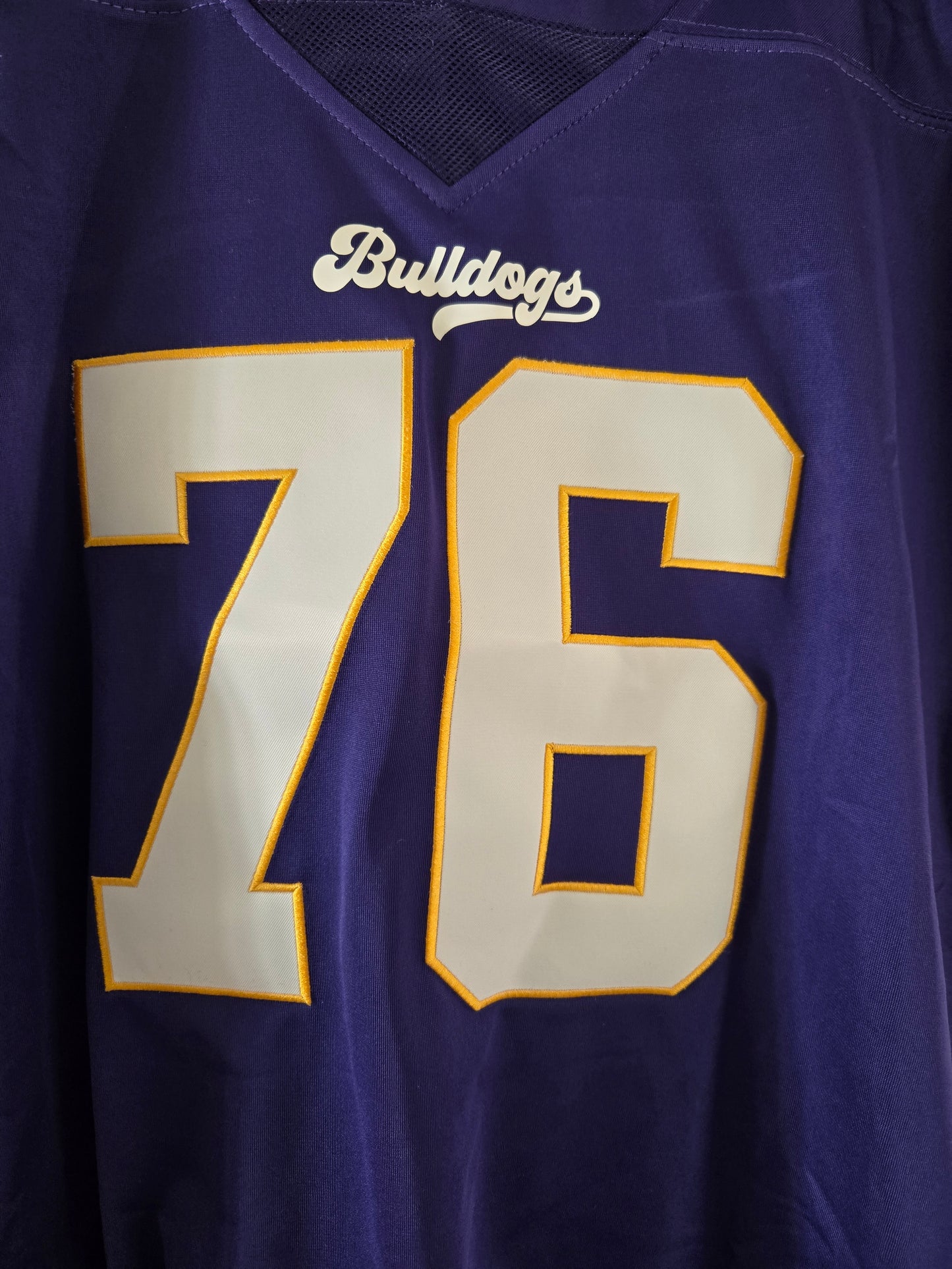 American Football Trikot Bulldogs lila